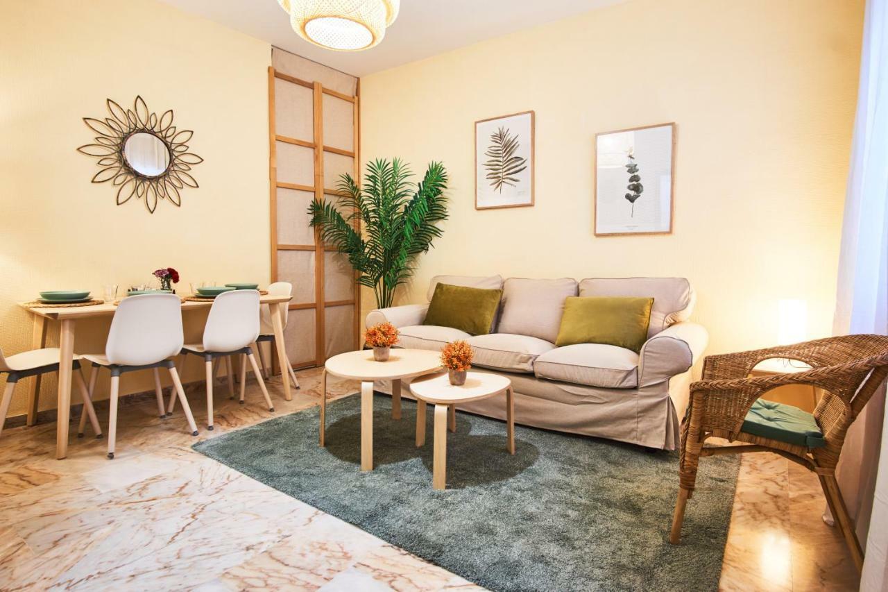 Escoberos Courtyard Duplex By Valcambre Apartment Севиля Екстериор снимка